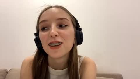 Isabella Rose online show from March 3, 2:13 pm