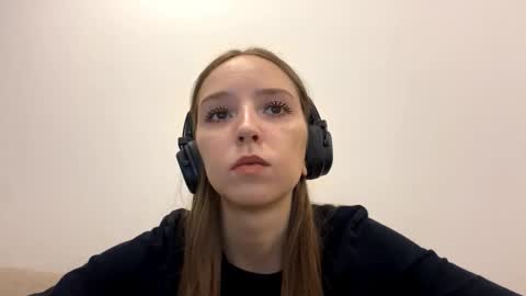 Isabella Rose online show from March 15, 2:31 pm