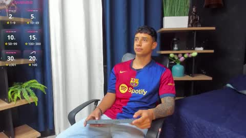 jaze_bradley online show from November 1, 12:15 pm