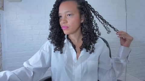 Jazlin  online show from March 10, 1:04 pm