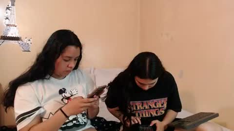 Jazmin and Scarlett online show from July 5, 4:19 am