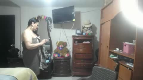 jazmim online show from April 26, 3:53 pm