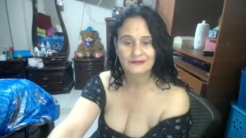 jazmim online show from June 13, 2:38 pm