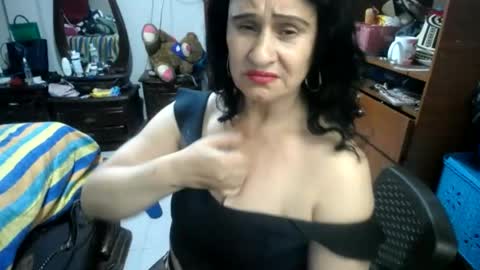 jazmim online show from June 25, 7:30 pm