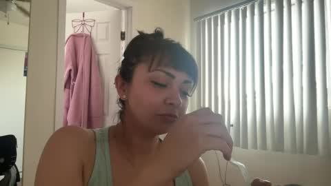 jazzy_lux online show from May 18, 12:09 am
