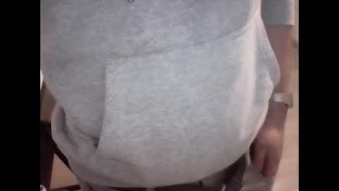 Snapshot of jby0791 chatting on October 6, 1:12 am jby0791 online show from October 6, 1:12 am