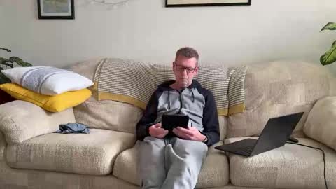 Snapshot of jcar57 chatting on October 22, 2:30 pm Jon online show from October 22, 2:30 pm