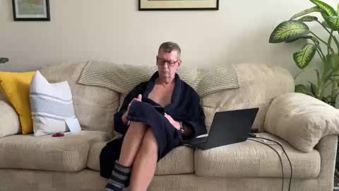 Jon online show from December 5, 10:57 am