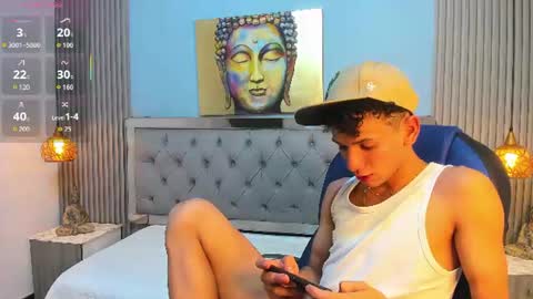 jdwhite18 online show from June 26, 5:13 am