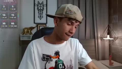 jdwhite18 online show from July 24, 7:55 pm
