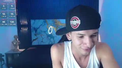 jdwhite18 online show from July 17, 10:11 pm