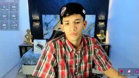 jdwhite18 online show from July 15, 8:46 pm