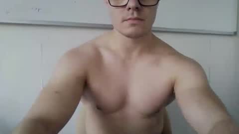 jeaggeur online show from February 7, 4:43 pm