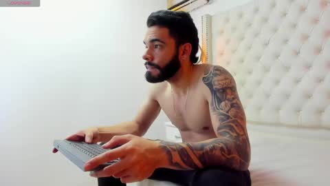 JEAN online show from May 1, 8:58 pm