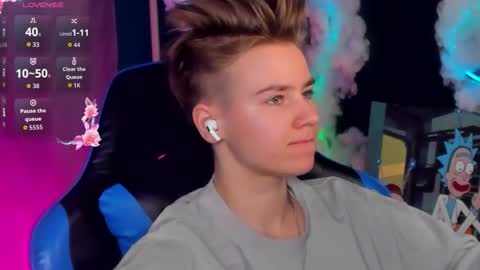 jean_wilsons online show from February 6, 11:24 am