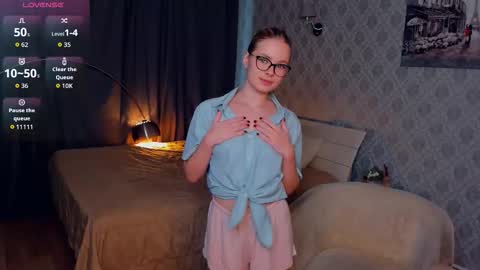 Jenny online show from November 8, 7:44 am