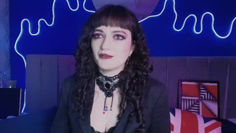 Jean online show from July 24, 8:17 pm