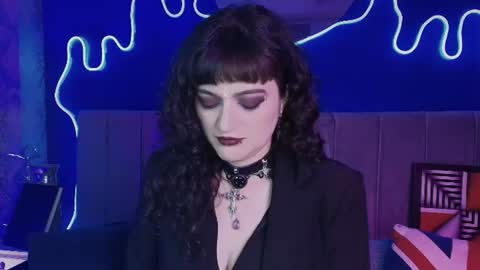 Jean online show from July 29, 8:53 pm