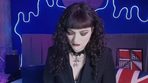 Jean online show from July 13, 6:22 pm