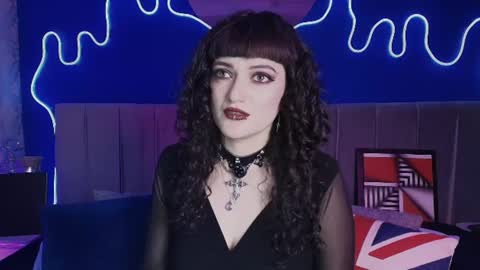 Jean online show from July 4, 7:50 pm