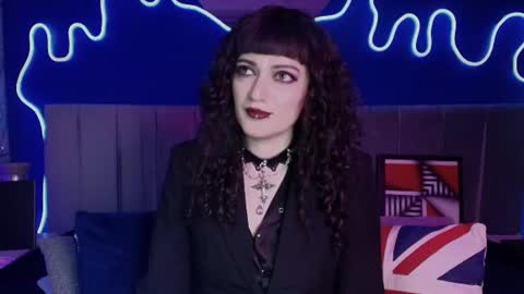 Jean online show from June 27, 7:53 pm