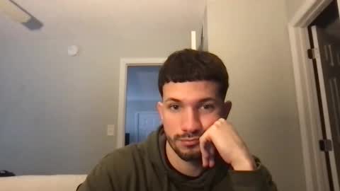 jeanwhitebianco online show from February 6, 9:06 pm