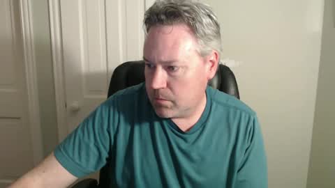 Snapshot of jeb5150 chatting on January 17, 3:12 am JE online show from January 17, 3:12 am