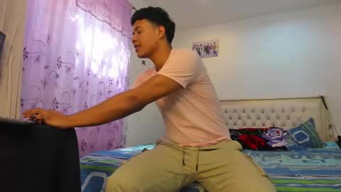 Jeens Rodick online show from February 16, 5:26 pm