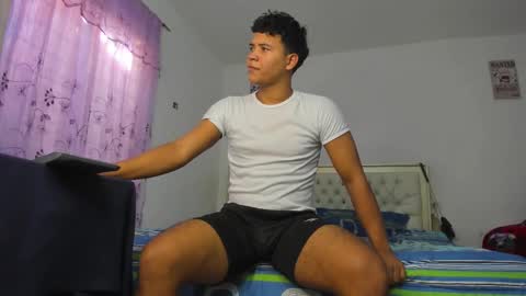 Jeens Rodick online show from February 19, 6:10 pm