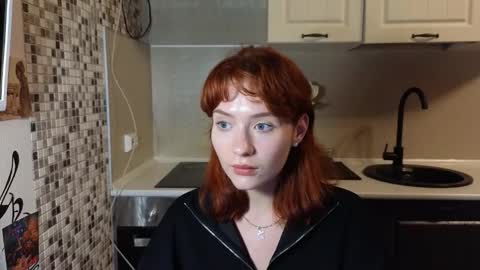 Emily online show from September 18, 9:52 pm