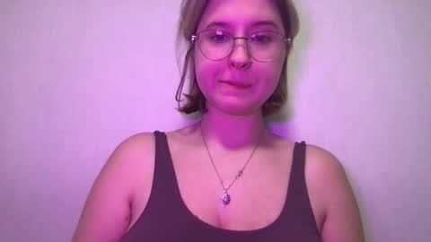 Inna  online show from November 6, 8:39 am