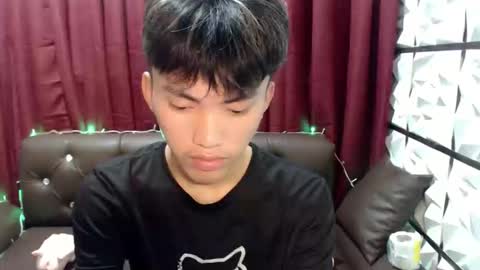 jemart_urnaughtboy online show from June 4, 2:06 am