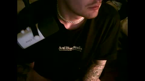 jemoeder542283 online show from March 28, 5:53 am