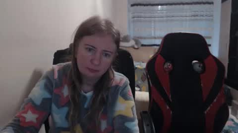 JenisAndPeter online show from December 17, 5:58 am