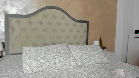 JennaMyers online show from December 16, 8:26 pm