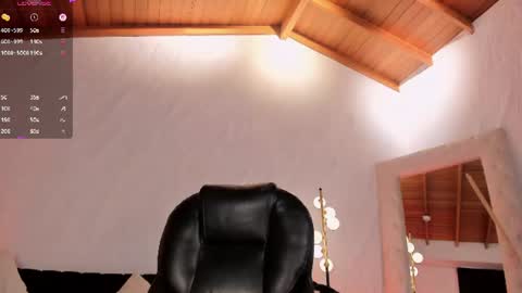 Jenna Olson  online show from June 17, 1:27 pm