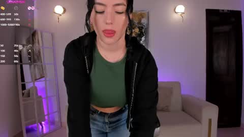 Jenna Olson  online show from July 21, 10:17 am
