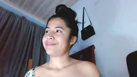 jenner_lena online show from May 30, 7:18 am