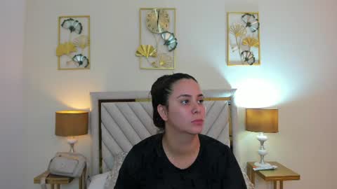 jenner_madison online show from July 16, 12:08 pm