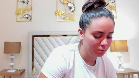 jenner_madison online show from April 23, 12:29 pm