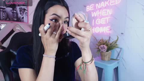 the girl of my dreams online show from January 24, 8:11 pm