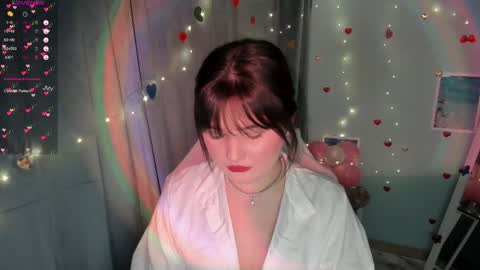 Jennie online show from February 13, 2:09 pm