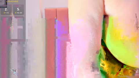 Jennie online show from April 27, 2:14 pm