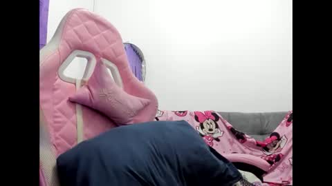 jennifer_bodyy0404 online show from March 14, 12:47 am