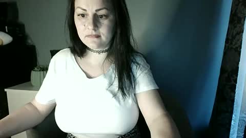 Jennifer online show from January 22, 3:18 pm