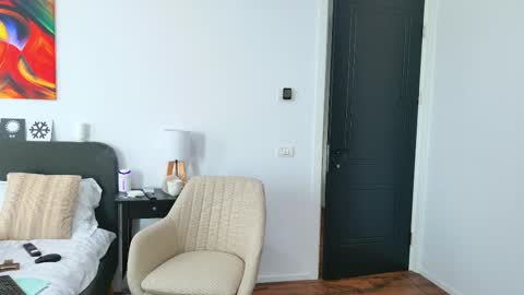 Jenny online show from February 23, 7:33 am