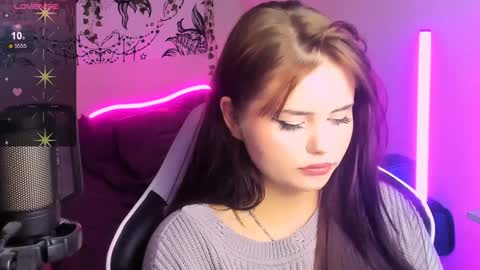 Jenni online show from December 18, 3:44 pm