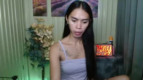 PRETTY JENNY online show from November 12, 1:52 am