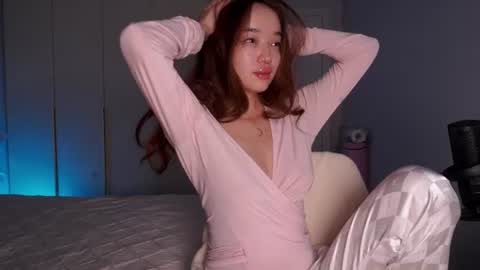call me Jenny online show from June 14, 4:20 pm