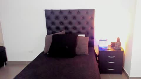 Snapshot of jenny_carters1 chatting on October 6, 3:02 am Jenny carters1 online show from October 6, 3:02 am